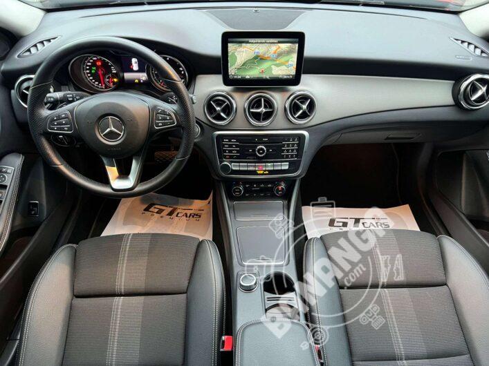 Mercedes Benz GLA