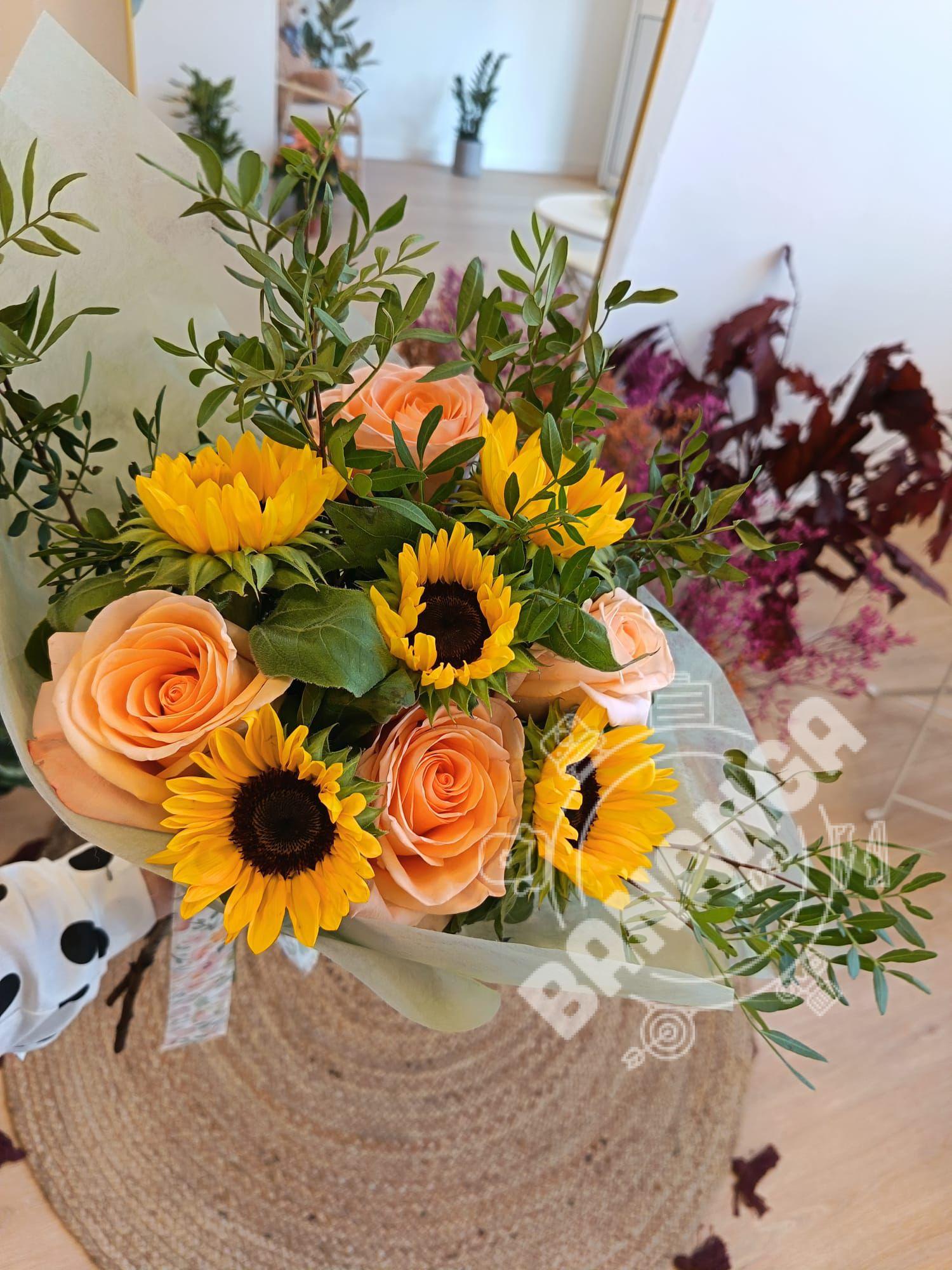 LA CASA DE LAS FLORES ALVARADO GUEDES