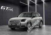 Mini Countryman.