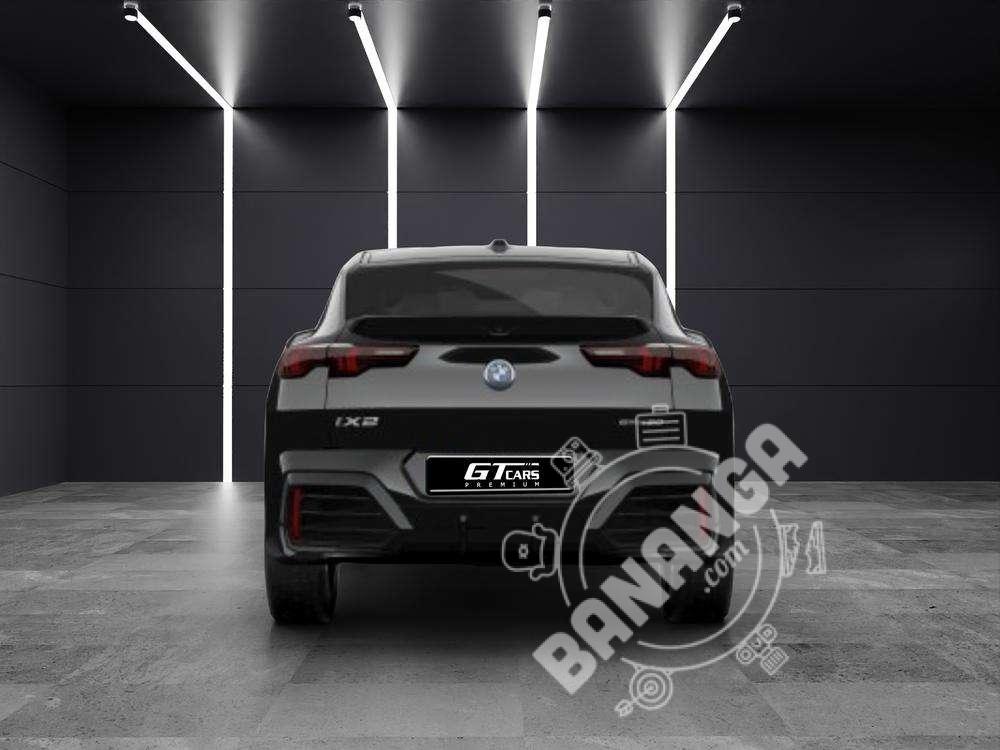 BMW iX2 eDrive 20